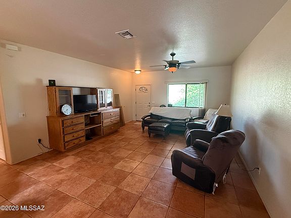 4th image of 5655 S Calle De La Rosa