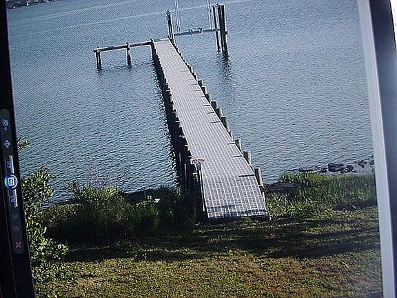new pier and 7000# boat lift