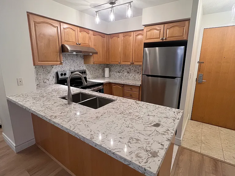 68 Grangeway Ave — Photo 6