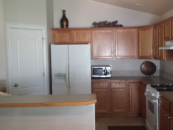 3rd image of 12179 W Halstead St