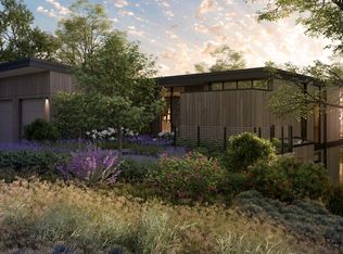 150 SE Woodlands Dr, Healdsburg, CA