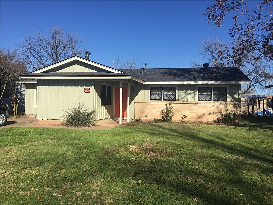 1st image of 2842 Bennett Dr