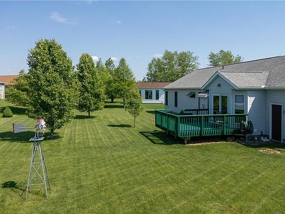 3rd image of 4746 Black Walnut Ln