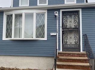 11948 194th St, Saint Albans, NY 11412