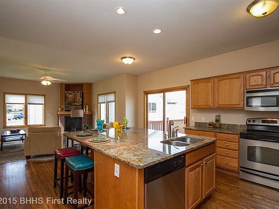 5th image of 1210 NW Boulder Brook Dr
