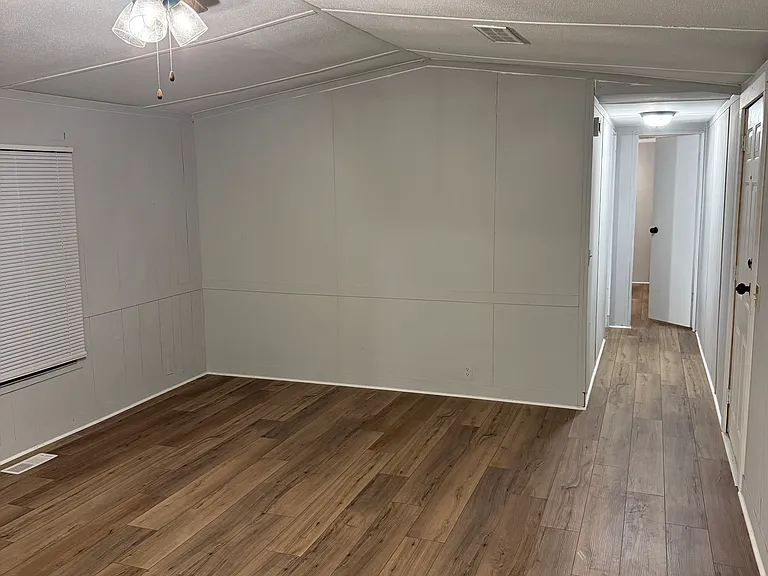 135 Cgs Cir — Photo 10