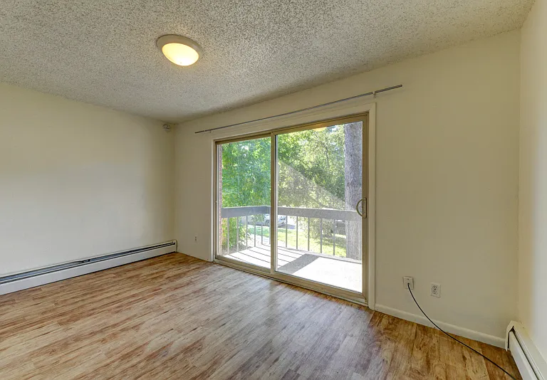 1065 University Ave #102 — Photo 6