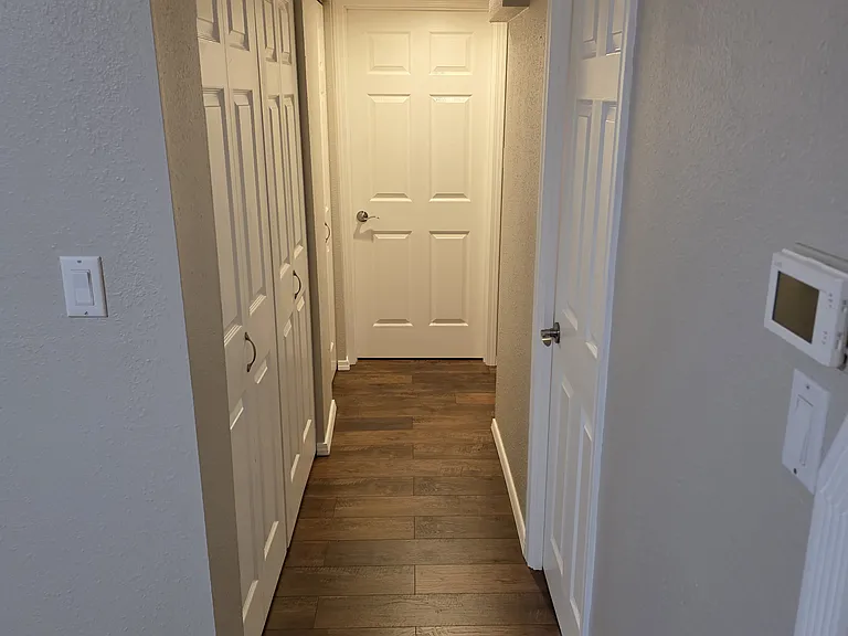 16943 NE 16th Pl — Photo 8
