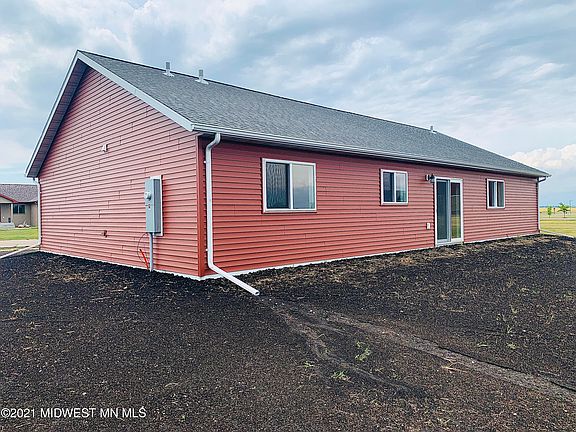 4th image of 311 Vigen Ln