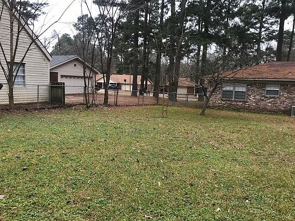 5th image of 1501 Sherwood Dr