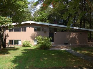 11 White Pine Ln, Lexington, MA 02421