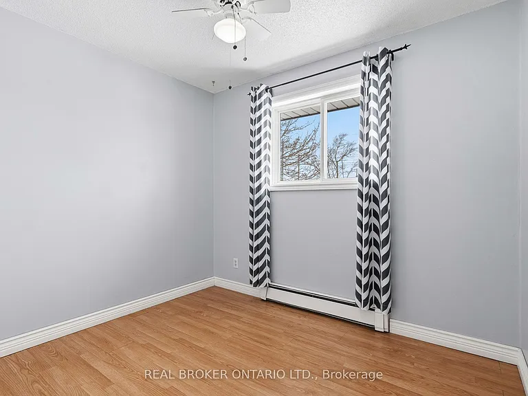379 Southworth St S — Photo 12