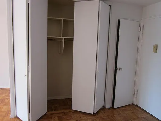 Rented by Manhattan Flats | media 27