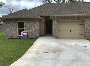 42653 Hinson Rd, Hammond, LA 70403