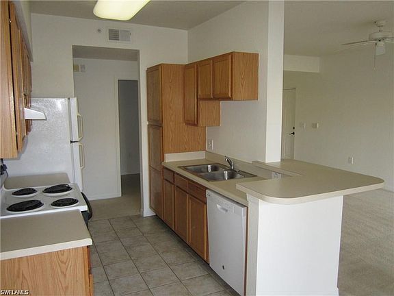 4th image of 7985 Preserve Cir APT 1116
