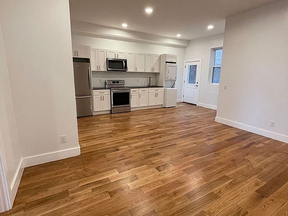 5th image of 190 Broadway APT 2