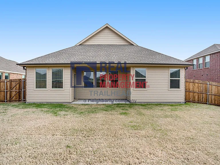 616 Fitzroy Ln — Photo 22