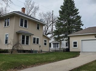 1124 11th Ave, Monroe, WI 53566