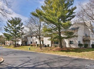 2306 Aspen Dr, Plainsboro, NJ 08536