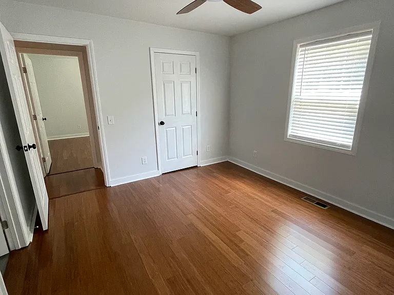 12 Alabama Ave — Photo 11