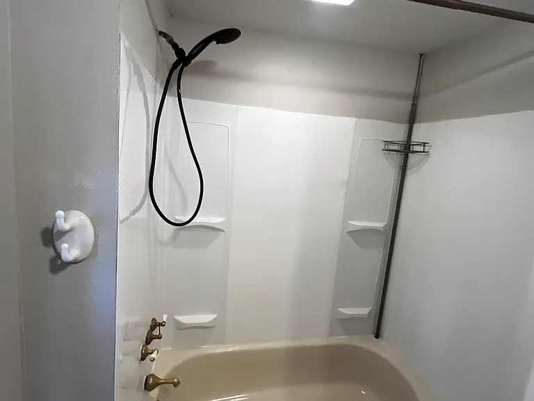 813 Saint Louis Ave — Photo 17