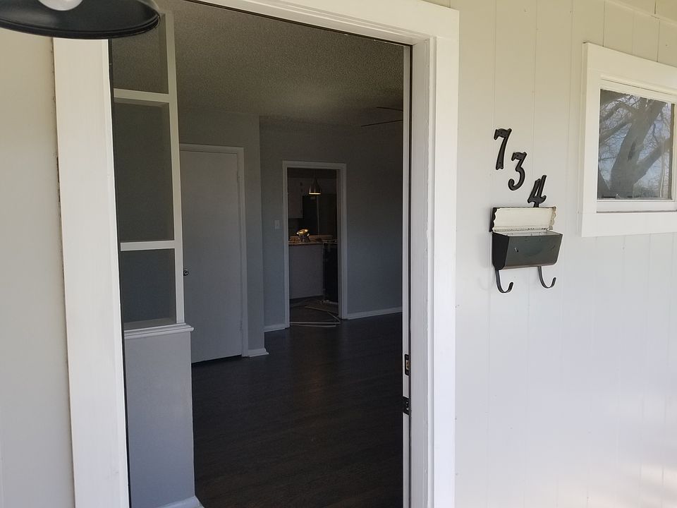 1st image of 734 Glenhaven Dr