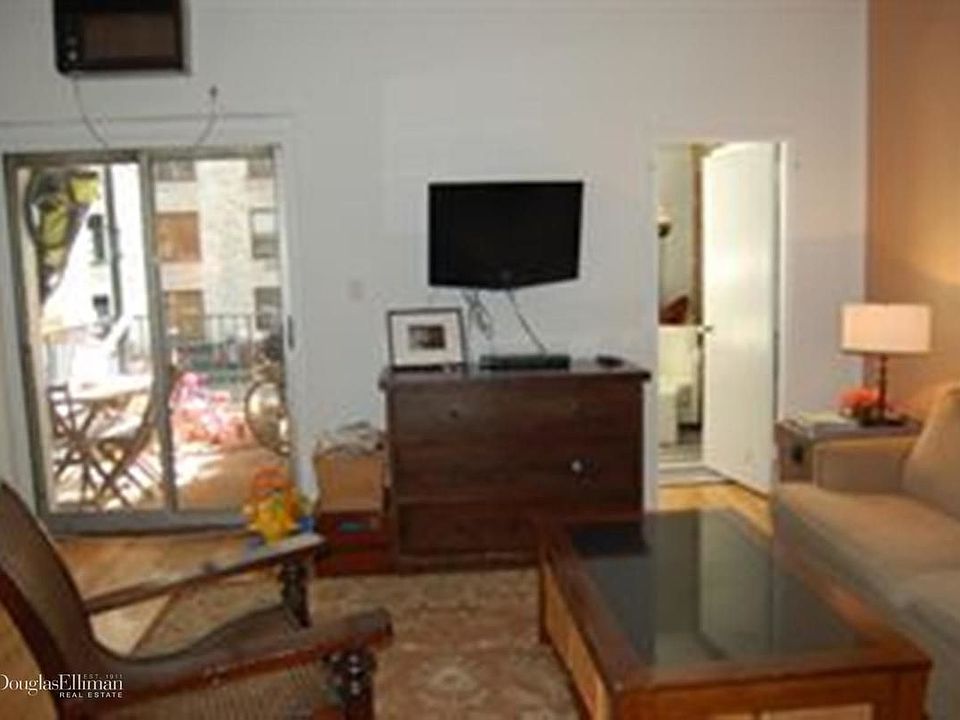 1st image of 4 W 83rd St APT 2