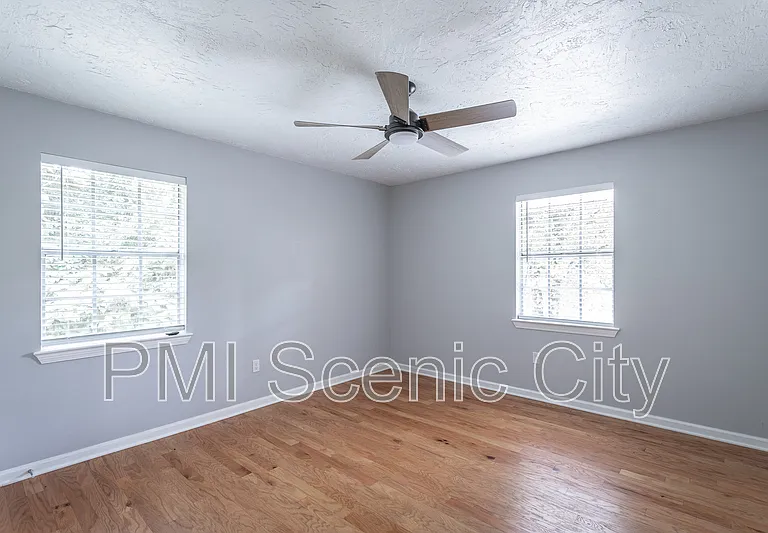 2508 Woodfin Ave — Photo 18