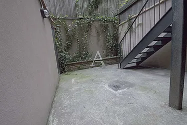 Rented by Peter Ashe