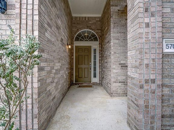 4th image of 5703 Everhart Manor Ln