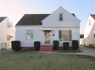 15908 Edgewood Ave, Maple Heights, OH 44137