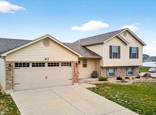 517 Wild Oats Dr, Wright City, MO 63390