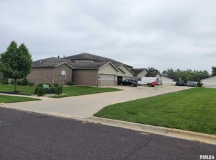 1110 Jessie St #1118, Washington, IL 61571