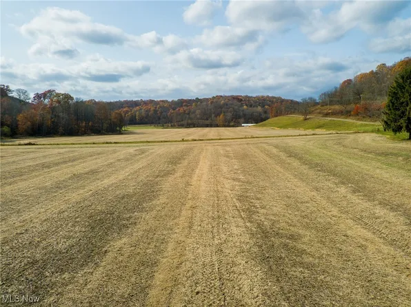6006 Post Boy Rd, Newcomerstown, OH 43832