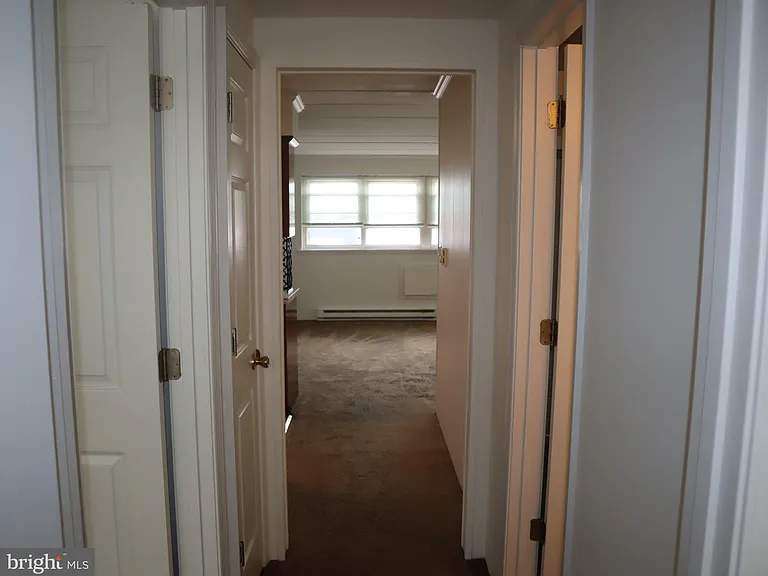 319 Camden Ave #F — Photo 11
