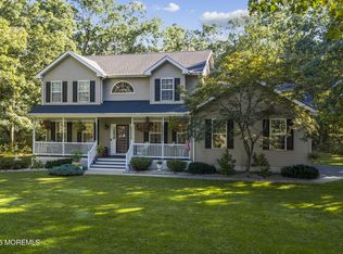 15 Amanda Ln, Howell, NJ 07731