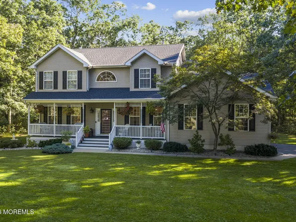 15 Amanda Lane, Howell, NJ 07731