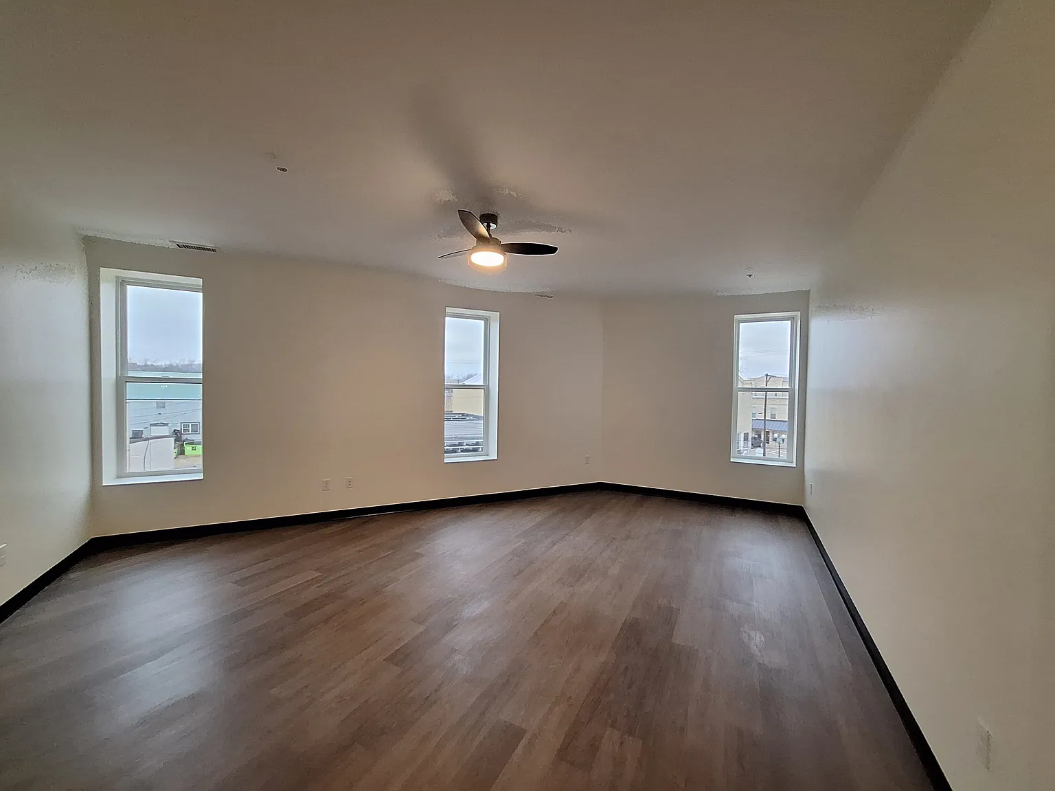 2 bed, $1,105 — Photo 4