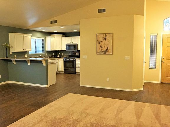 4th image of 7639 S Little Tree Willow Dr