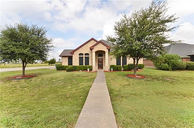 1st image of 114 Palomino Dr