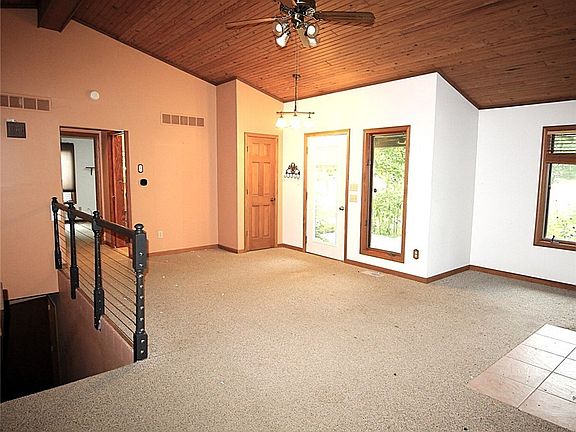 2nd image of 1144 Ha Ha Tonka Rd