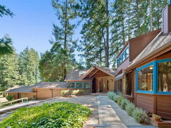 4611 Bonny Doon Rd, Santa Cruz, CA 95060