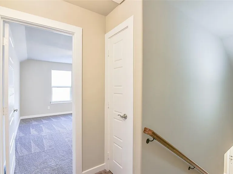 2305 Paxton Way — Photo 19