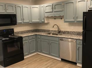 612 NE 66th Ter, Gladstone, MO 64118