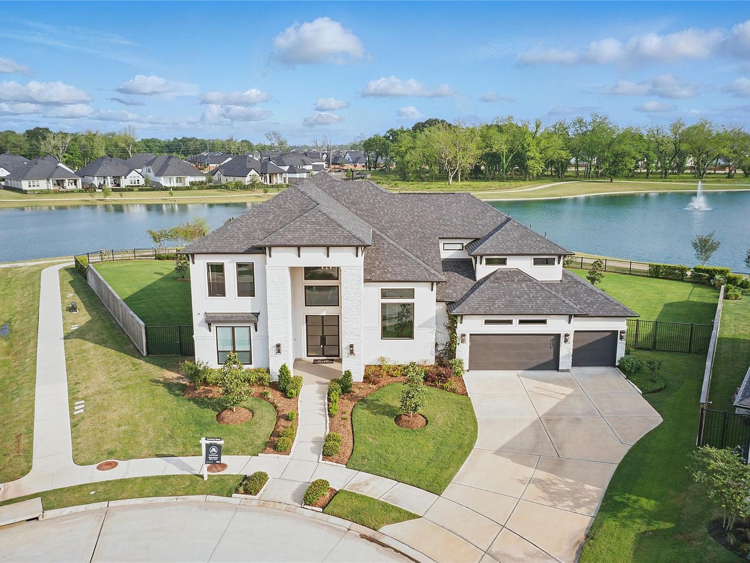 10206 Regatta Shore Dr, Missouri City, TX 77459 | Zillow