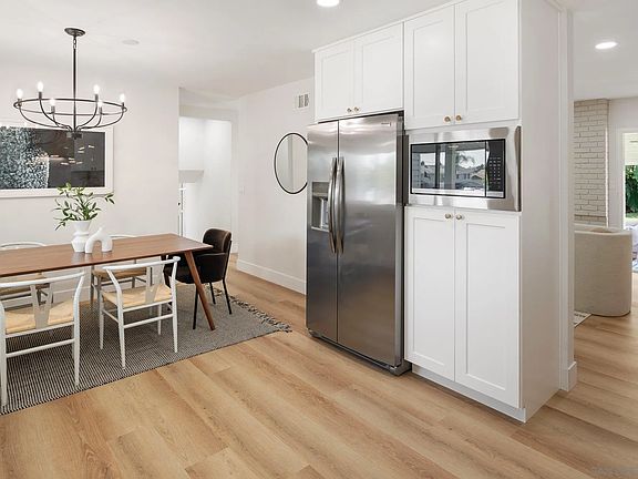 3rd image of 8602 Highwood Dr