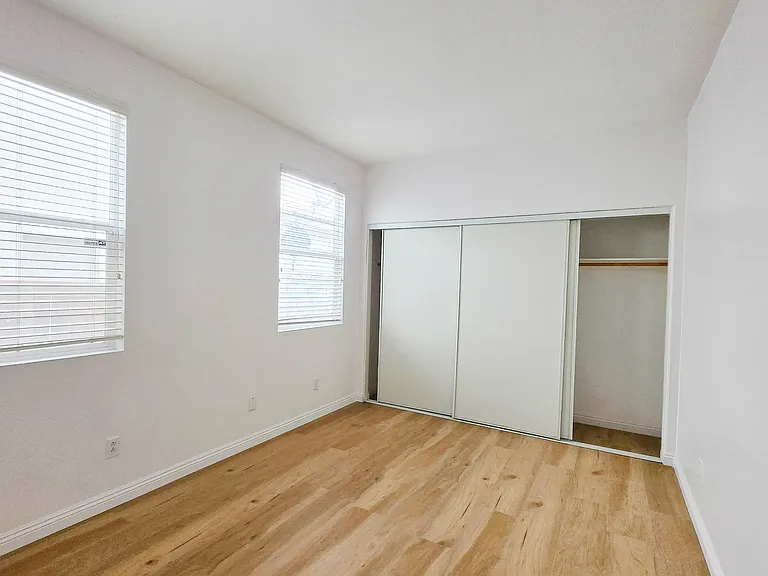 34619 Chinaberry Dr — Photo 11