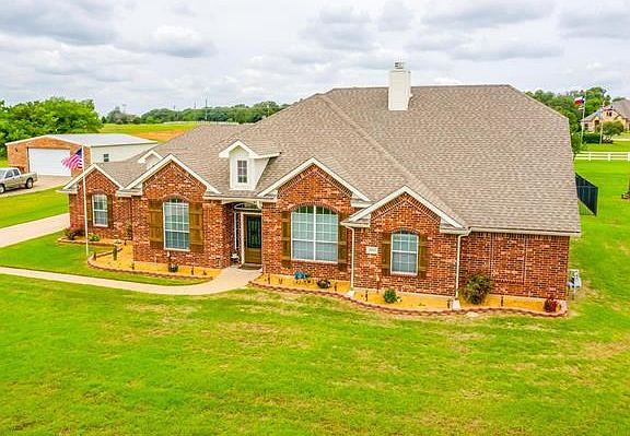 2nd image of 2005 Big Springs Dr