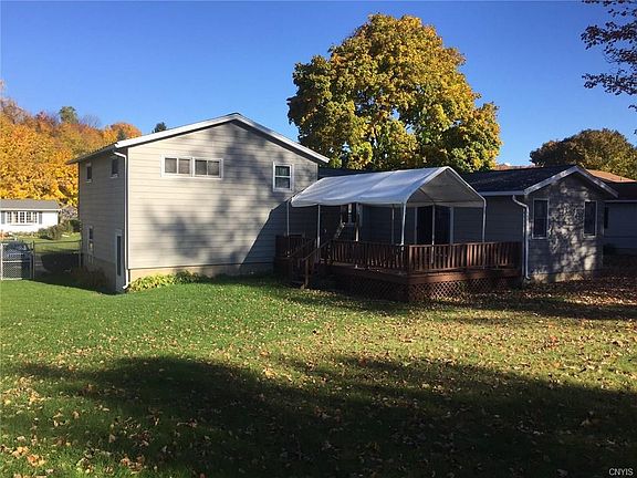4th image of 316 Crestwood Dr
