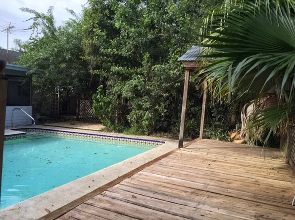 4330 121st Ter N, West Palm Beach, FL 33411